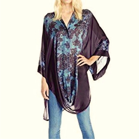 Johnny Was Blue and Black Floral Top - Picture 7 of 11